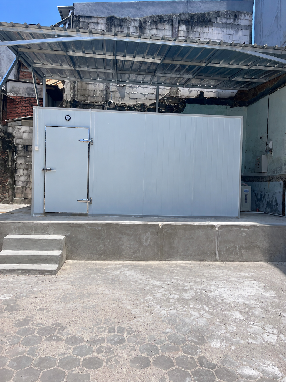 Visual referensi proyek pembuatan cold storage Tanjung Priok